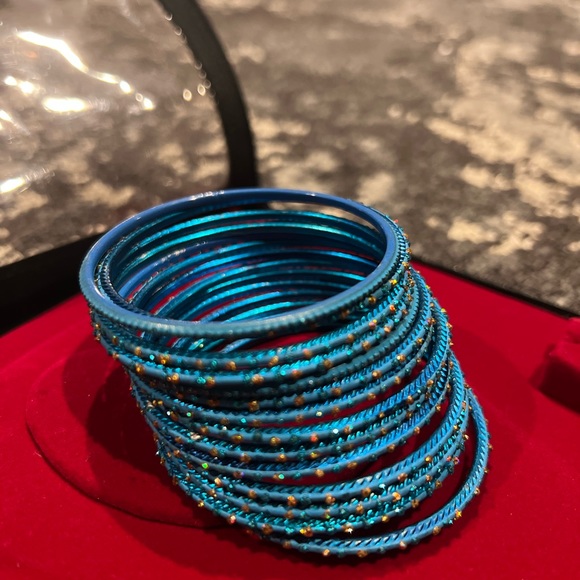 Bangles - Picture 5 of 7